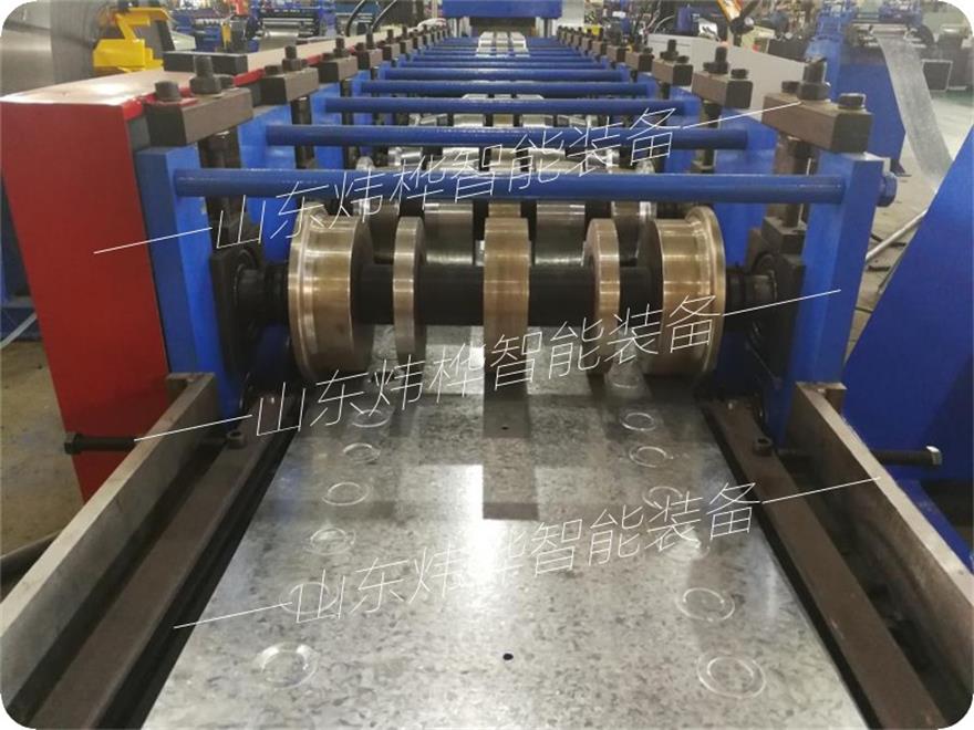冷彎機(jī)廠家要在多個(gè)方位啟航
