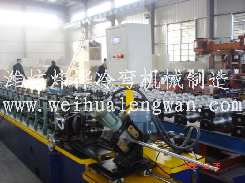 立體智能停車(chē)庫(kù)應(yīng)用前景良好，車(chē)庫(kù)用邊梁設(shè)備、波浪板設(shè)備助您一臂之力